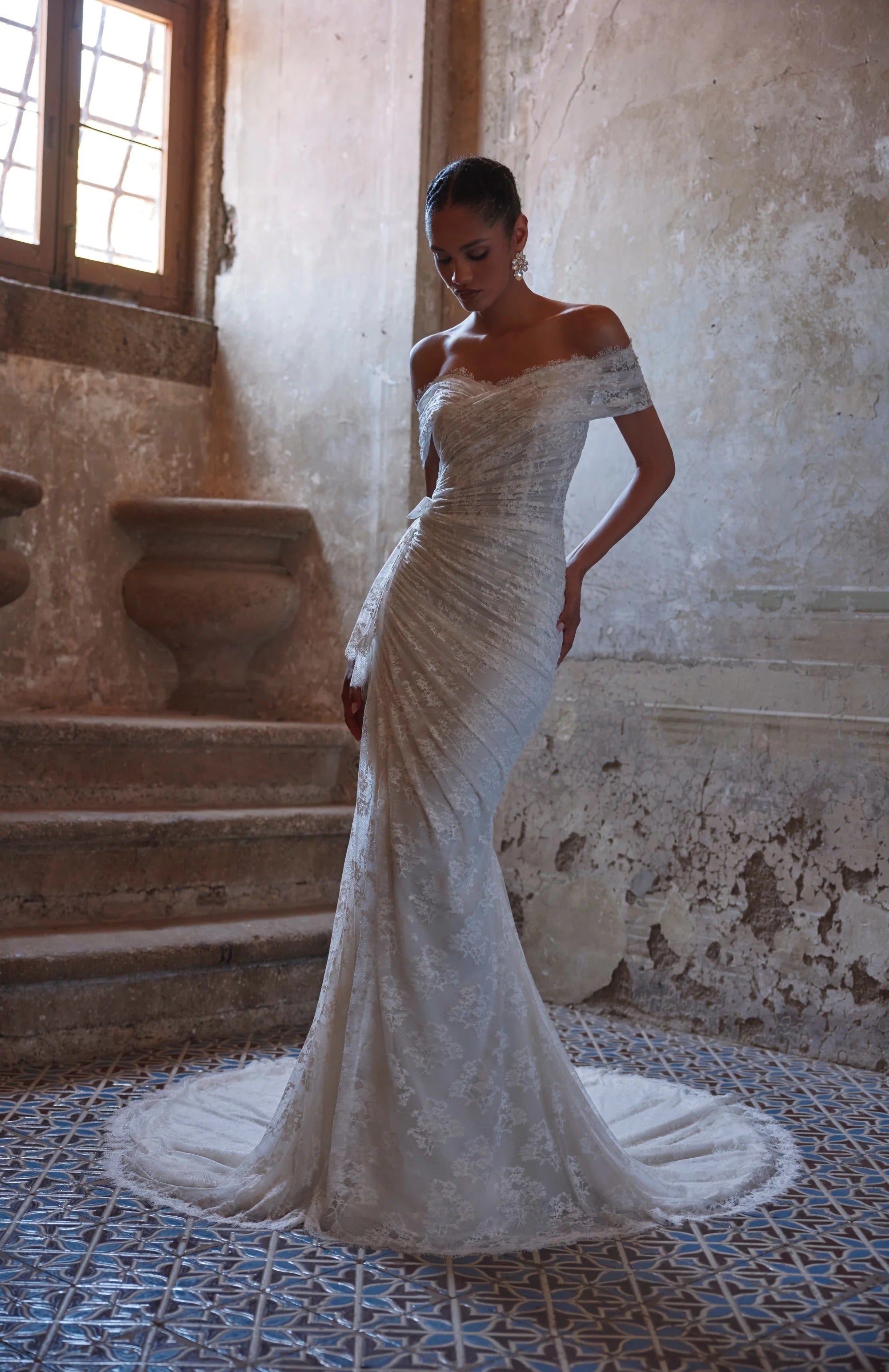63227 Amore Gowns imgi_111_63227_01742_2048x_4527cb8b-de1b-474f-9525-212a690f9389
