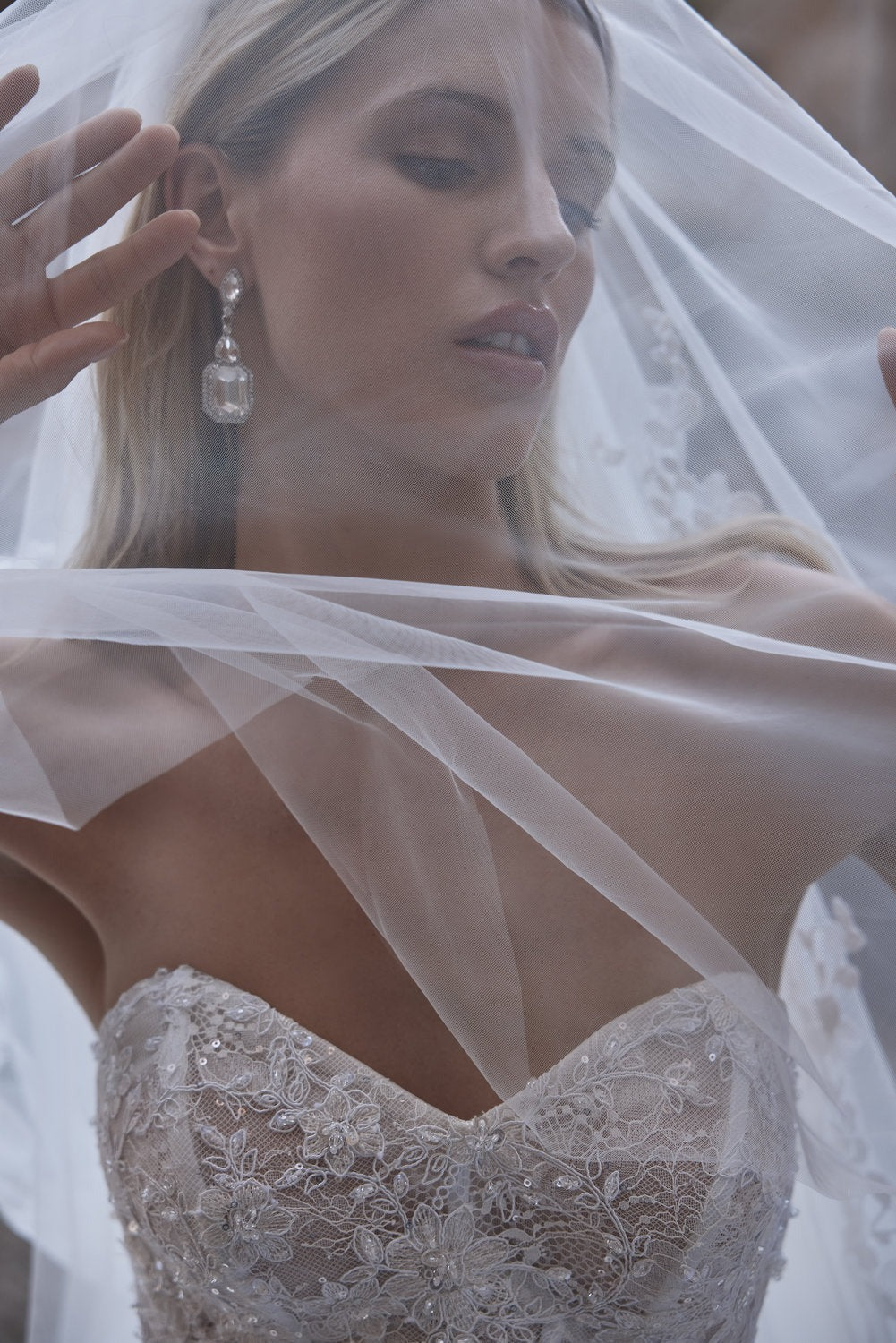 10334 Veil Amore Gowns imgi_112_63206-10334_03474_1728x_8578f16f-dea1-4324-b101-e7ba11a25d5d