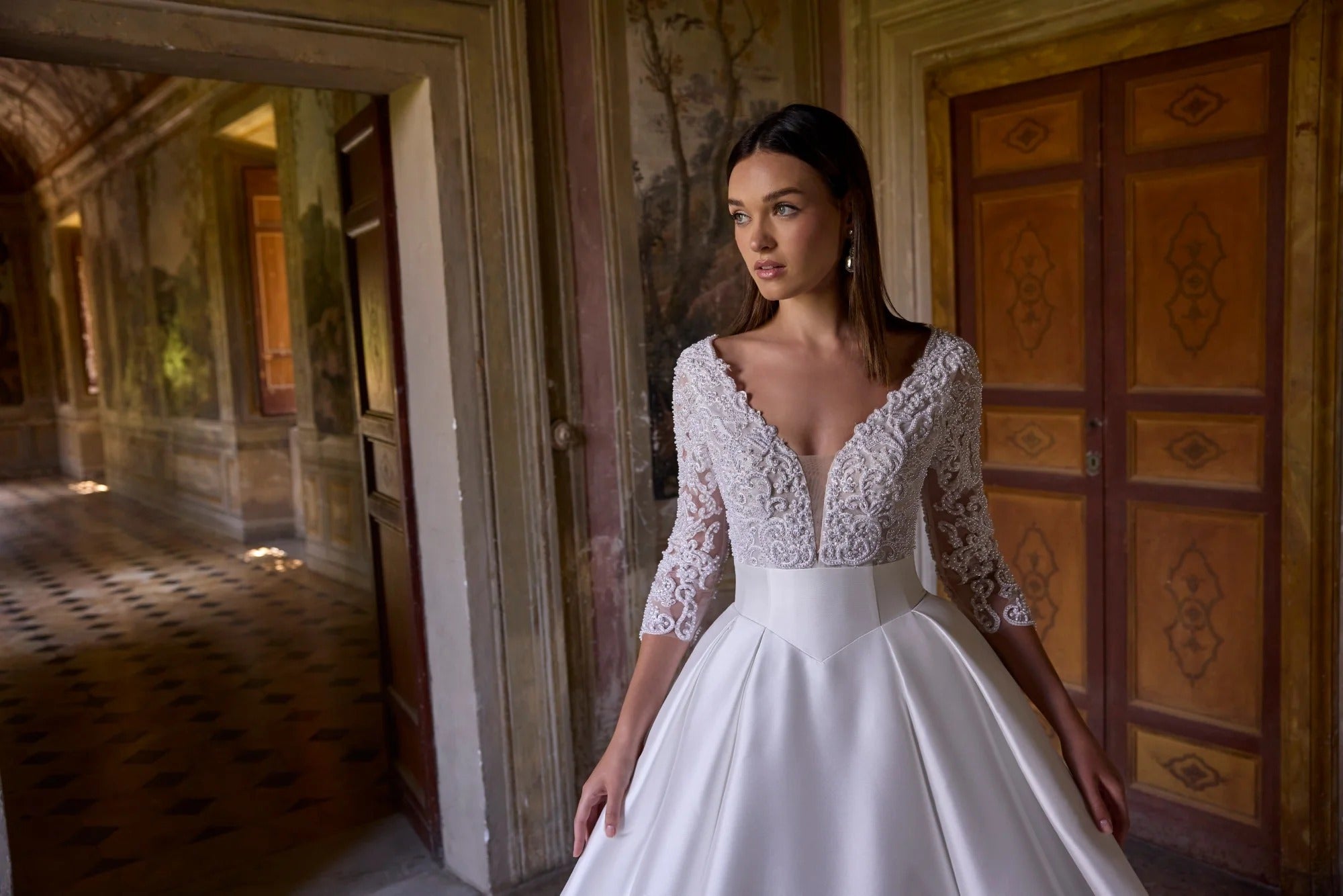 63215A Amore Gowns imgi_115_63215_02086_2048x_fb895497-d8ba-4f38-a1e3-3669417cf106