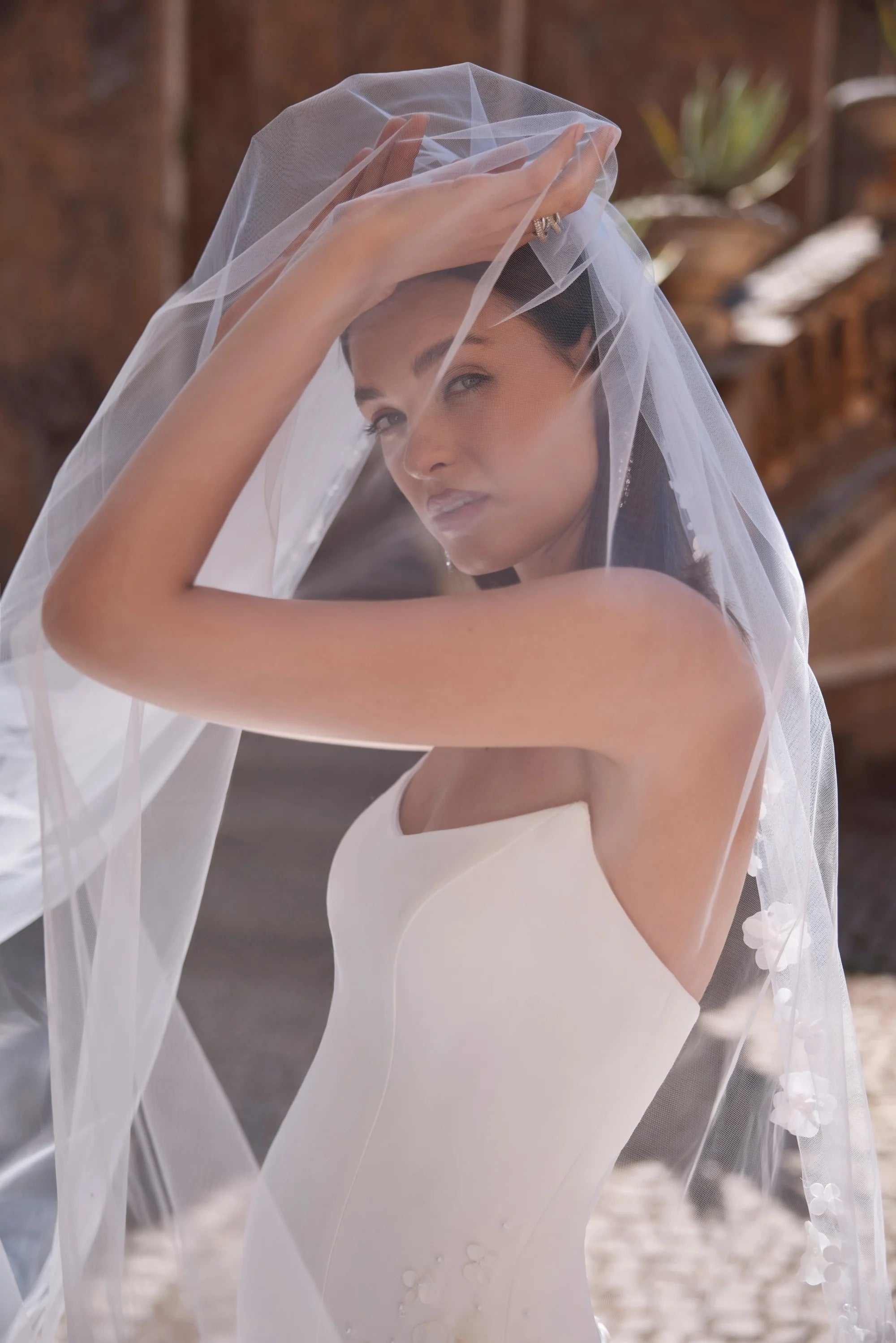 Adele Wedding Dress Amore Gowns imgi_117_63203-10305_00240_2048x_16bdae81-aff3-4d74-b9eb-a8015f83023a