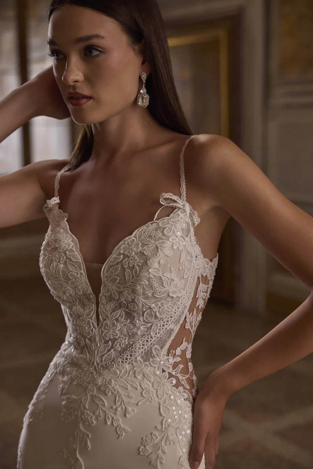63262 Amore Gowns imgi_117_63262-10337_03066_2048x_ad579064-8659-4d1b-96ba-06859d873357