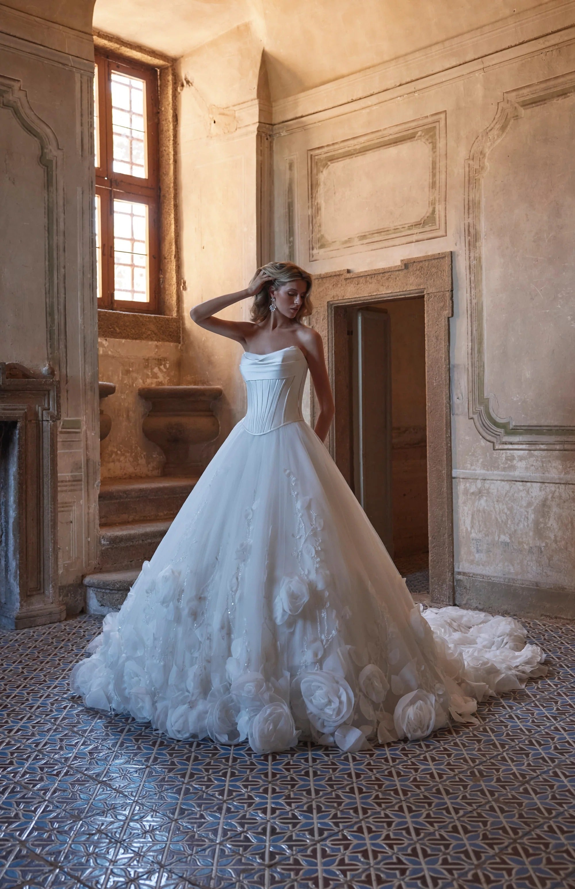 Anais Skirt Amore Gowns imgi_119_63212-63210_00674_2048x_df623764-c388-40c4-8b75-680bbb9bc72e