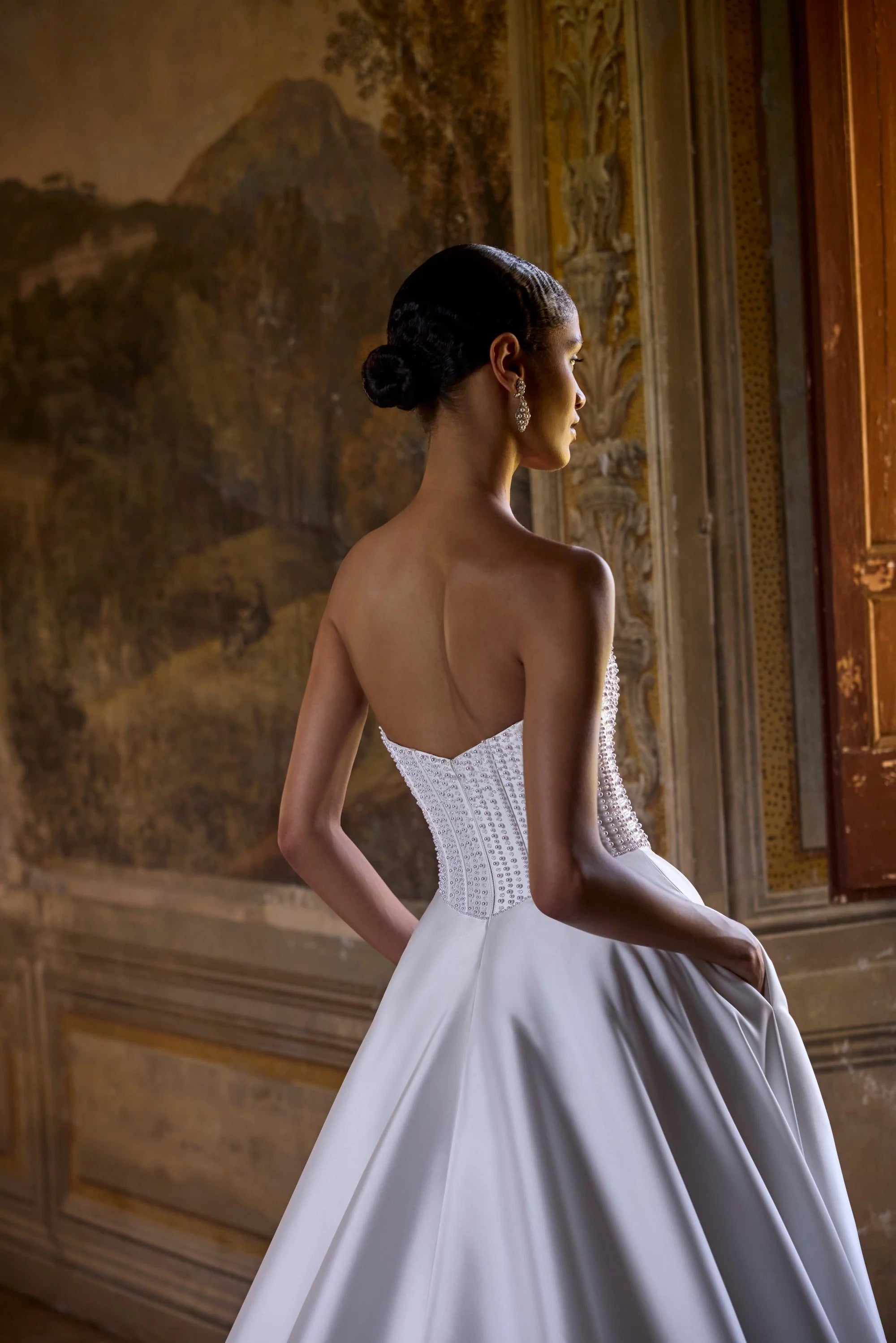 Aime Wedding Dress Amore Gowns imgi_122_63213_01250_2048x_4a26e632-97c7-4875-8f9b-29ccbf2c7b7b