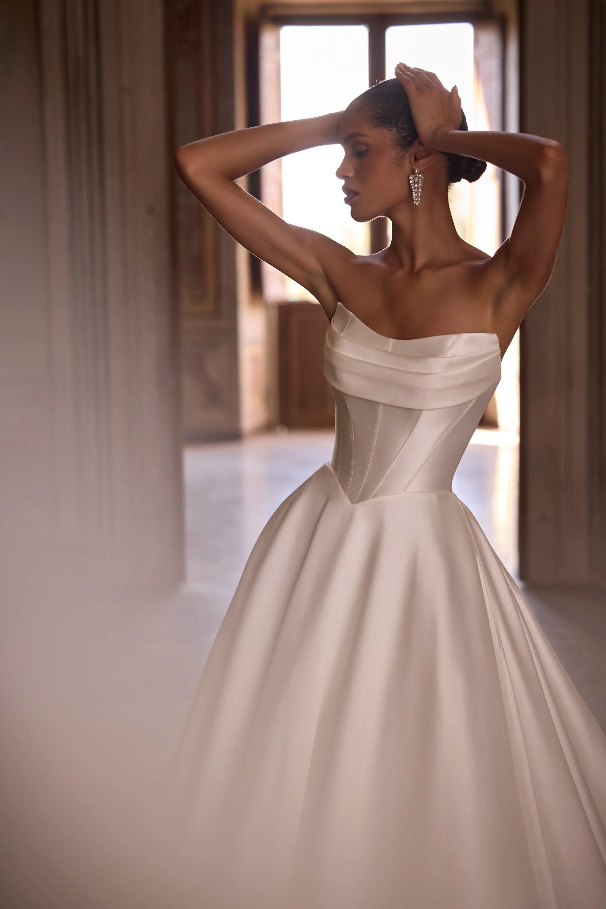 63234 Amore Gowns imgi_134_63234_02750_2048x_d9d8c587-a7de-4fe4-b05c-3c7c8226ae24