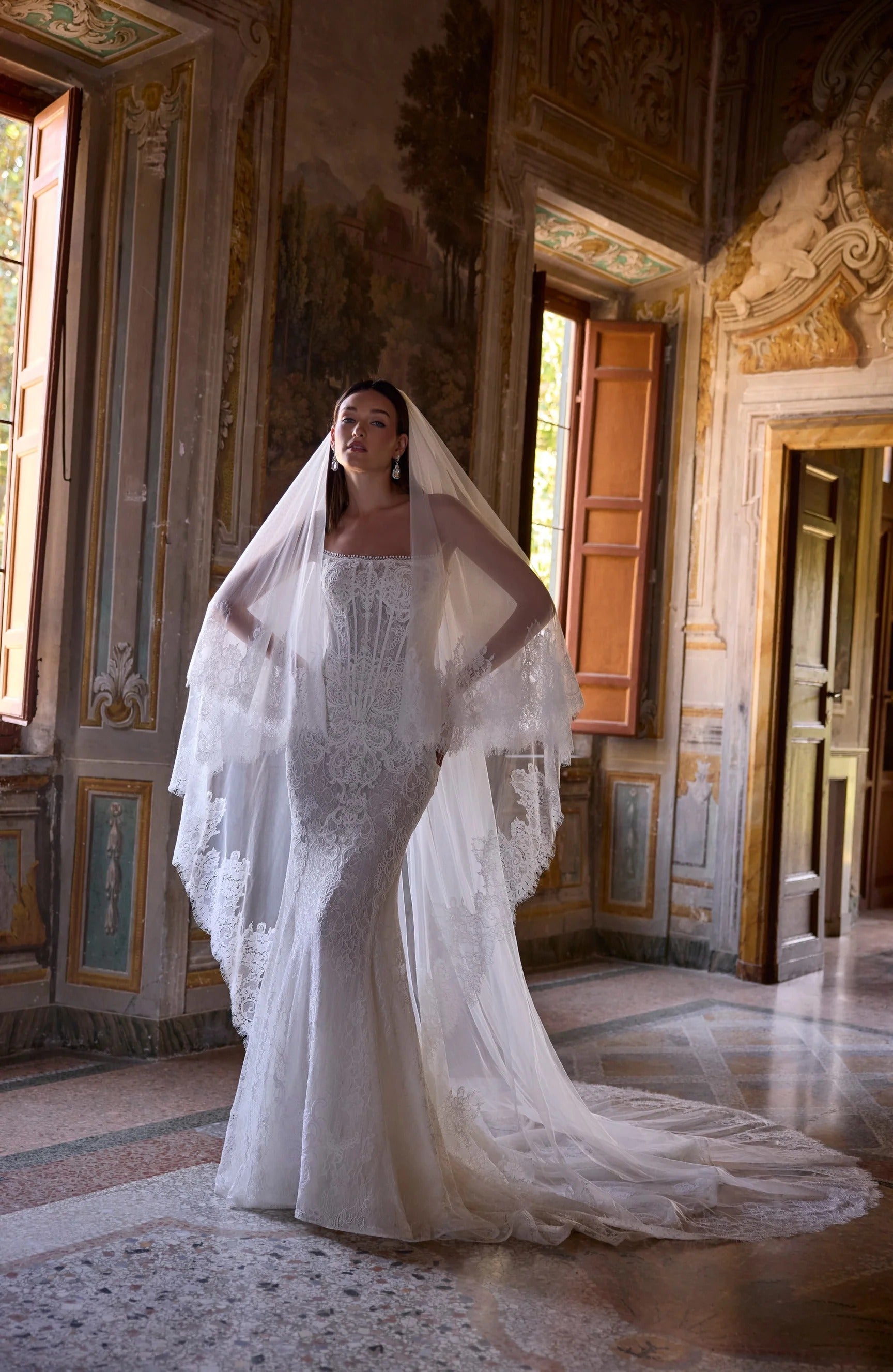 63266 Amore Gowns imgi_134_63266-10320-10343_00950_1728x_378b71b9-41fb-4ee6-90aa-0691d2b47696