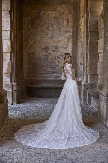63216 Amore Gowns imgi_144_63216-63217_01231_360x_2f5e5f39-4e1e-448f-b641-5bbd2c45bf2a
