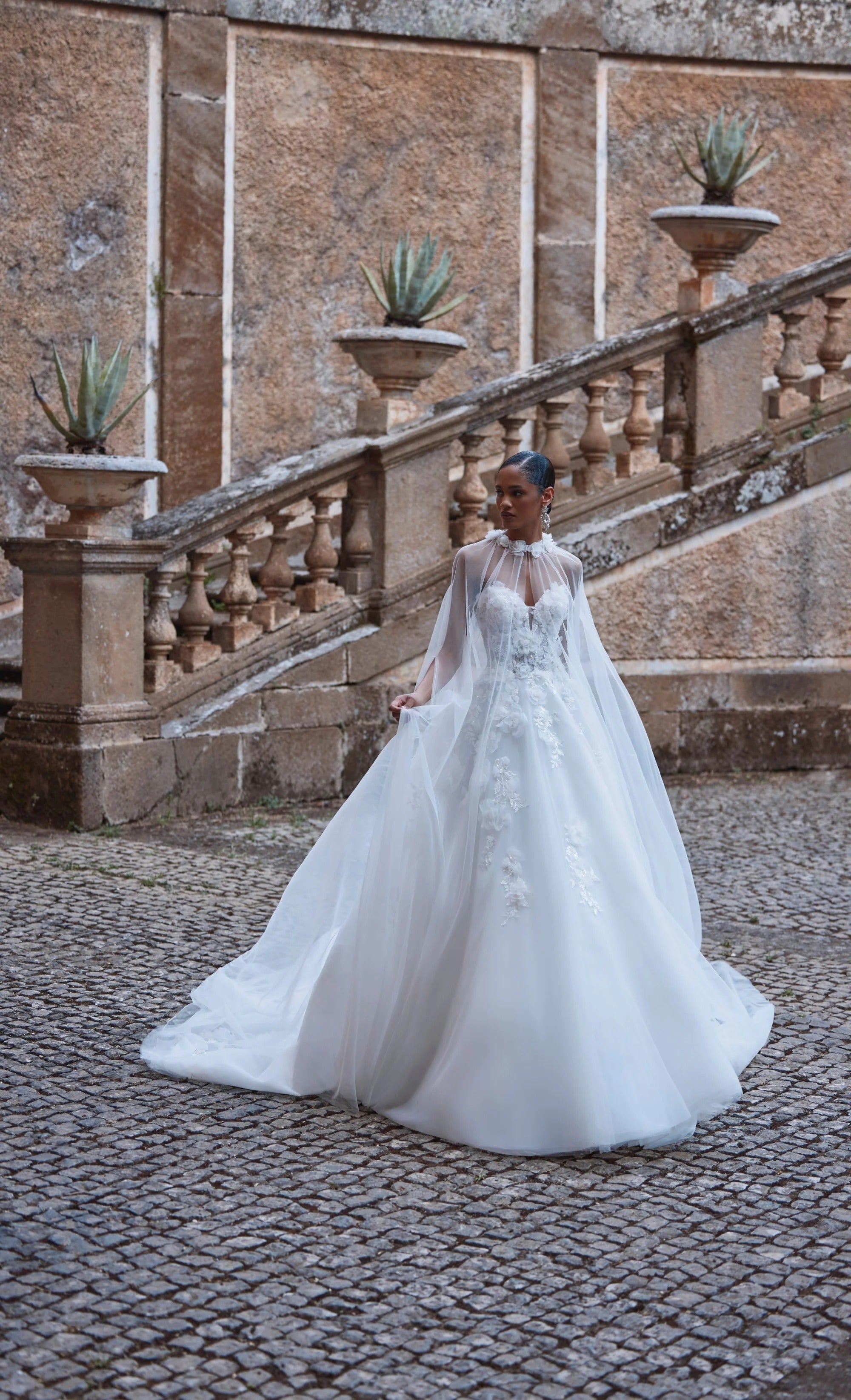 63202AL Amore Gowns imgi_163_63202-10303_02973_2048x_2f76aae8-6db9-45c7-b430-d22fb6653759
