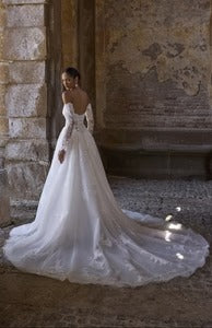 63222 Amore Gowns imgi_3_63222_00869_300x300_3ae68f0a-db93-4d15-8477-ce645de53fb0