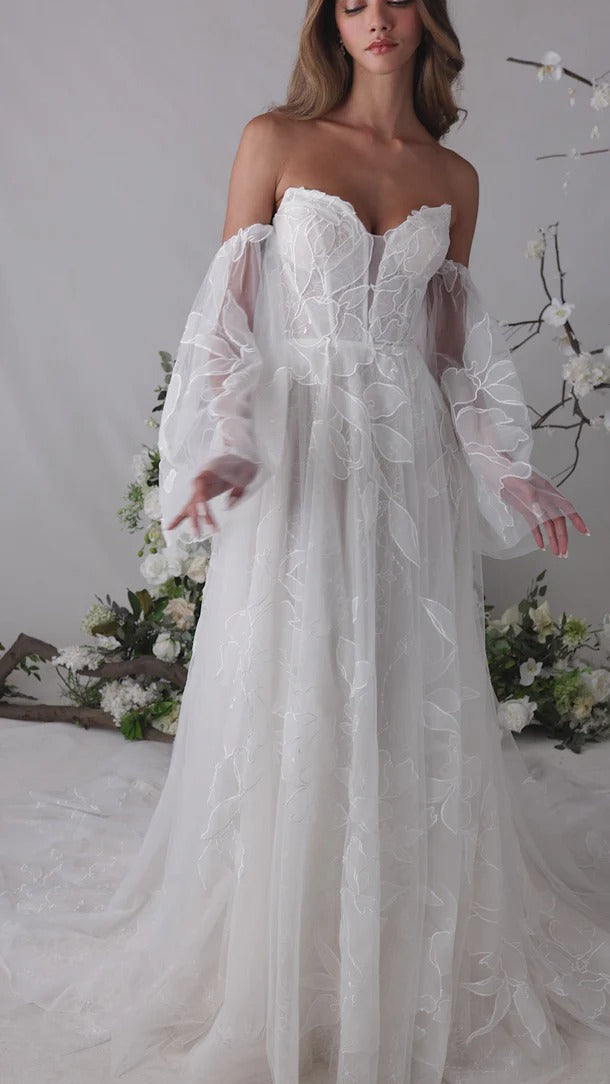 1010006 Amore Gowns imgi_4_8a20fbb375b7423c849864553e0492eb.thumbnail.0000000000_610x_ef2dccc7-6e1a-4c8f-970c-b514a6f37476