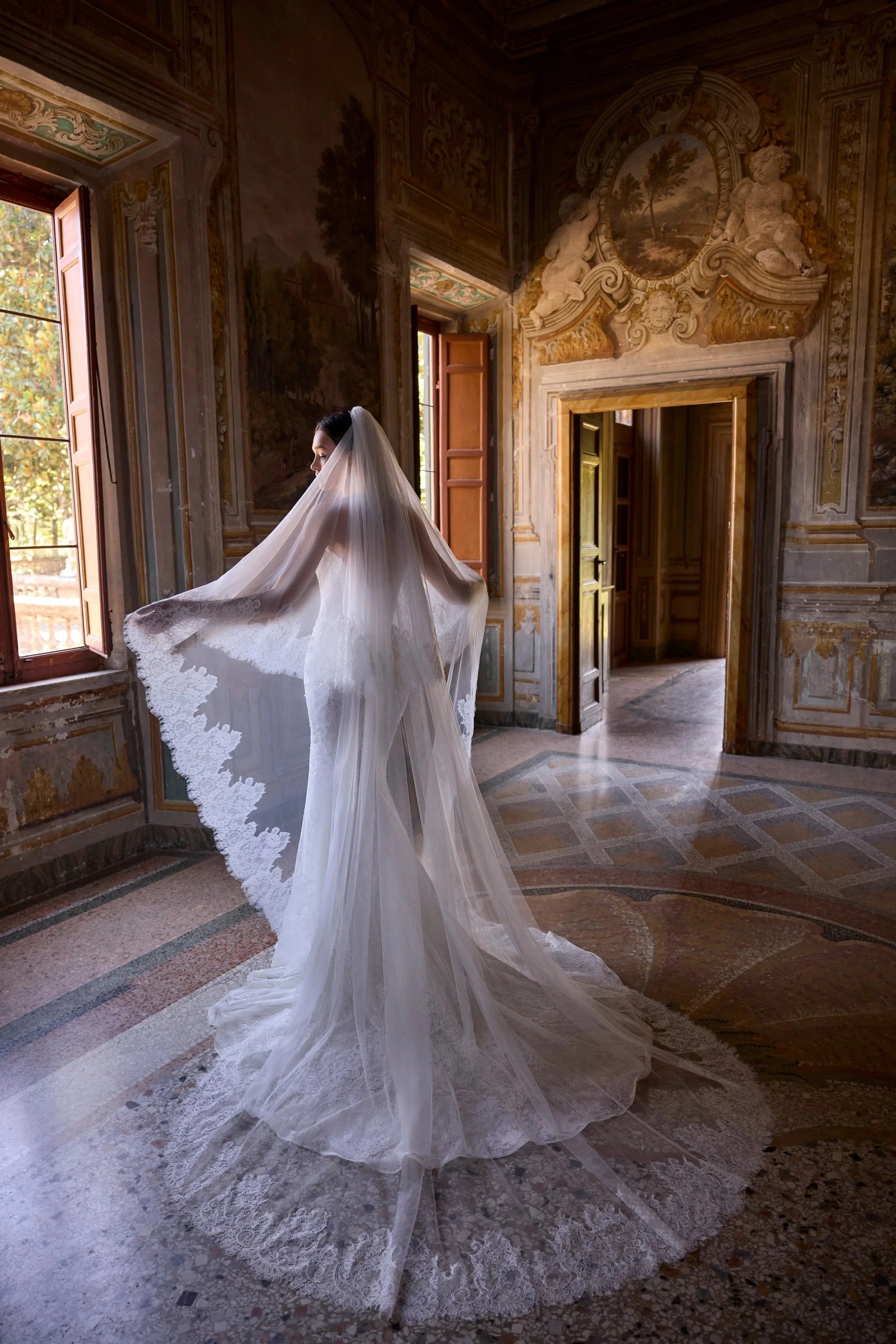 63266 Amore Gowns imgi_56_63266-10320-10343_01002_2048x_0b3e526d-bfb9-4fc3-88a9-d9fcf479a618