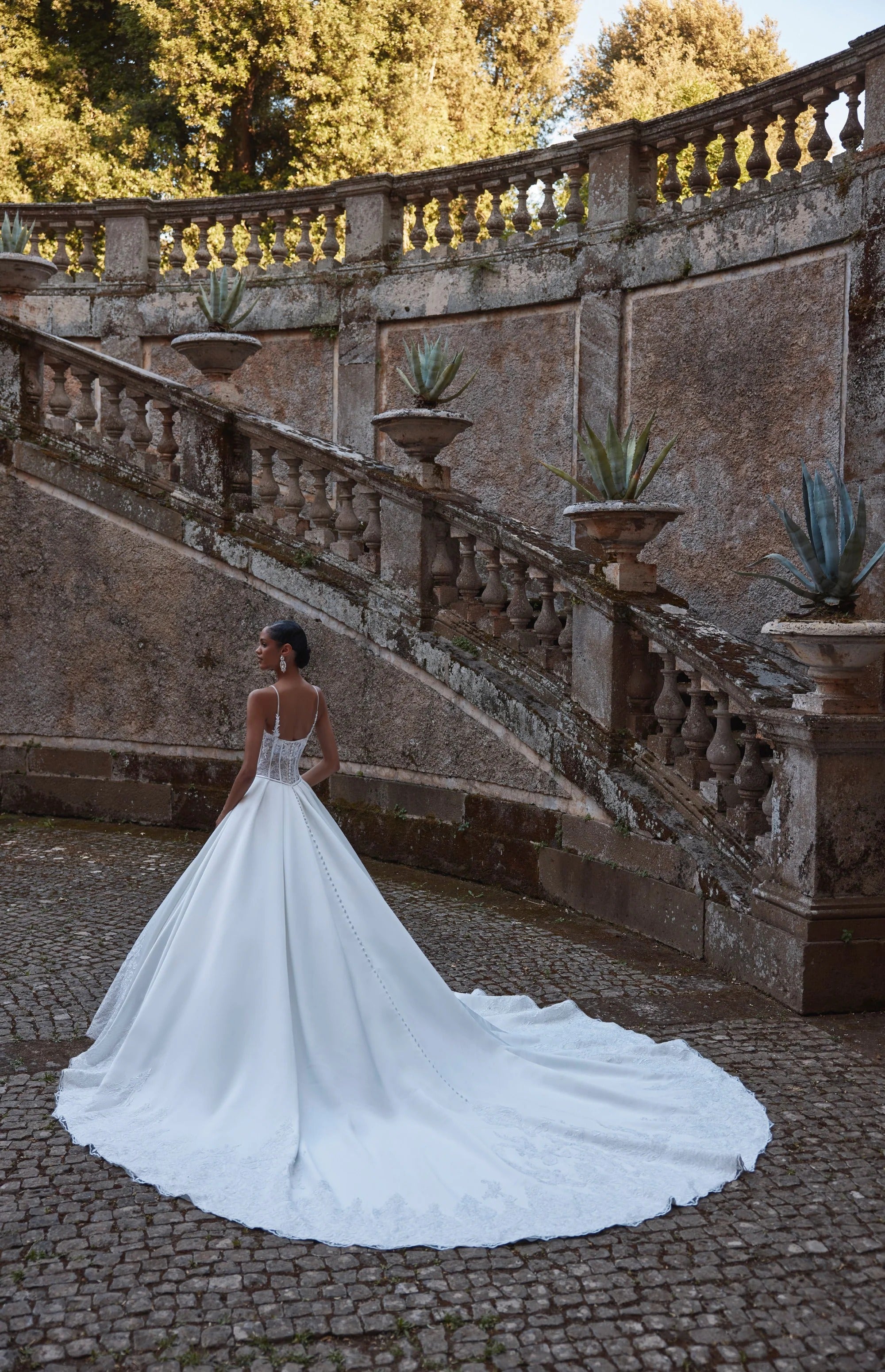 10308 Underskirt Amore Gowns imgi_89_63205_03518_2048x_a2b72741-b9f3-4997-b740-c2bf38cb2027