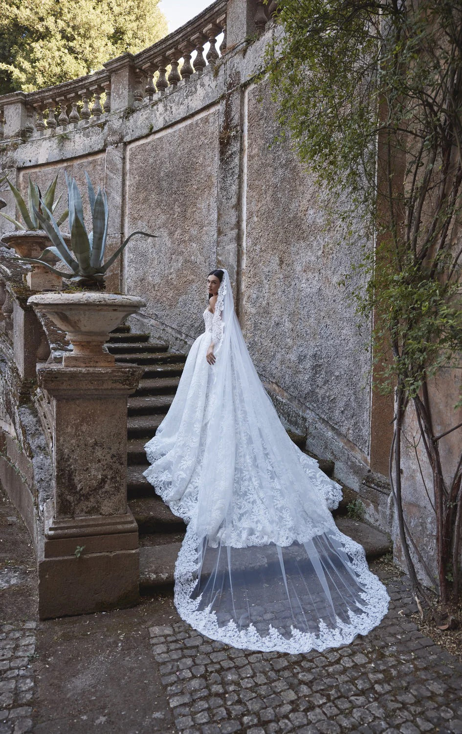 10331 Amore Gowns imgi_91_63231-10331_03157_1728x_95e284af-6370-4ee3-a506-8d516a9088fd