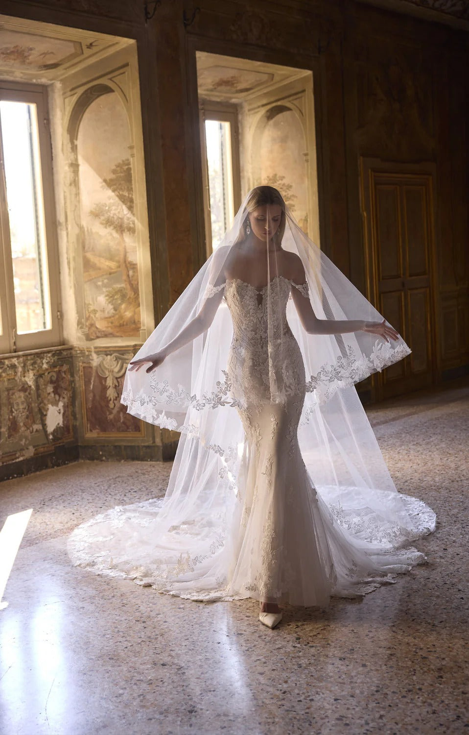 10327 Amore Gowns imgi_91_63233-10327_02922_2048x_8a6b8fe7-a37a-4ee3-b148-eb672fea3ac1