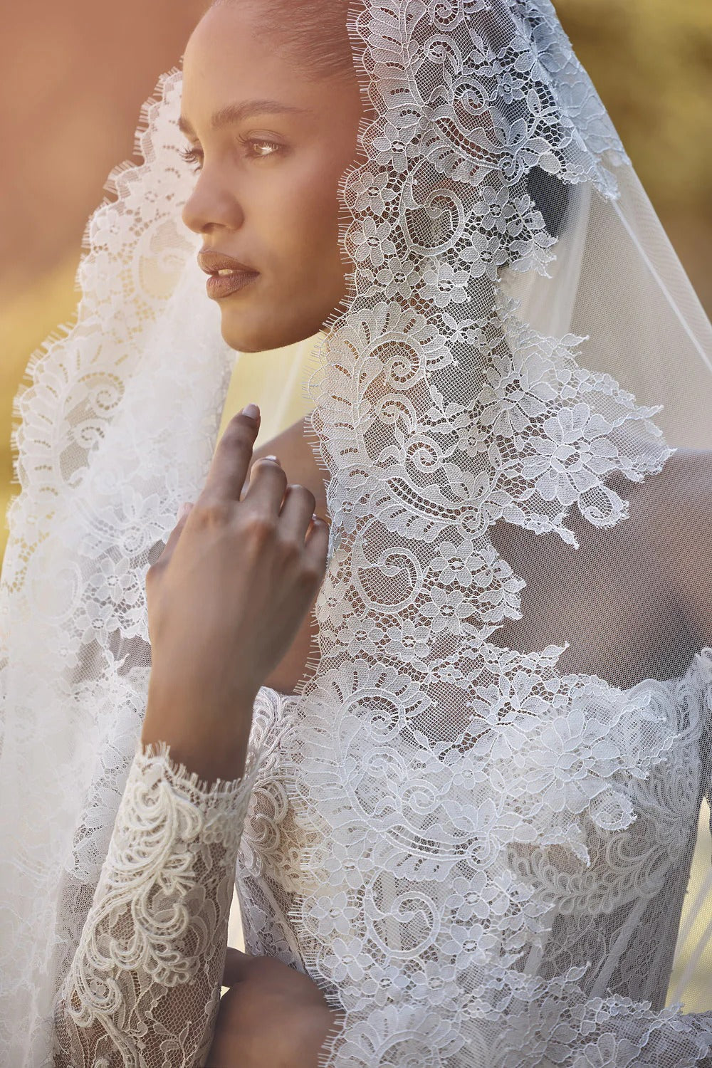 10314 Amore Gowns imgi_92_63225-10314_00583_2048x_680bdee7-f1b8-43ca-b318-27d5d81f8b4c