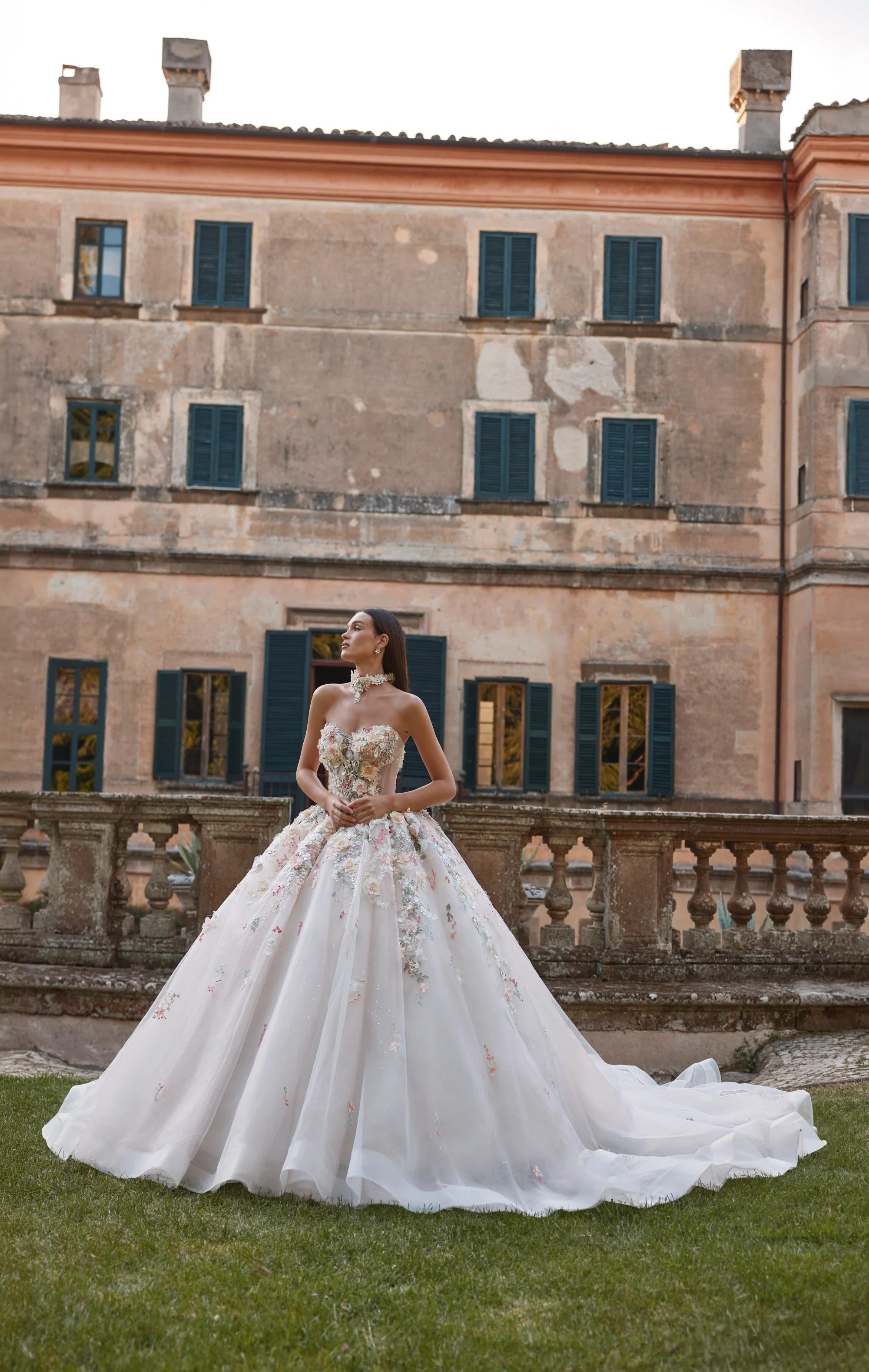 10302 Amore Gowns imgi_99_63201-10301-10302_03671_2048x_907ecb64-f652-4da5-b541-c85500de5ef8