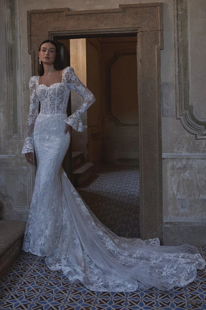 63235 Amore Gowns imgi_99_63235_00949_1728x_68f47e8e-8d72-4c30-8b8c-cd81bbaca67b