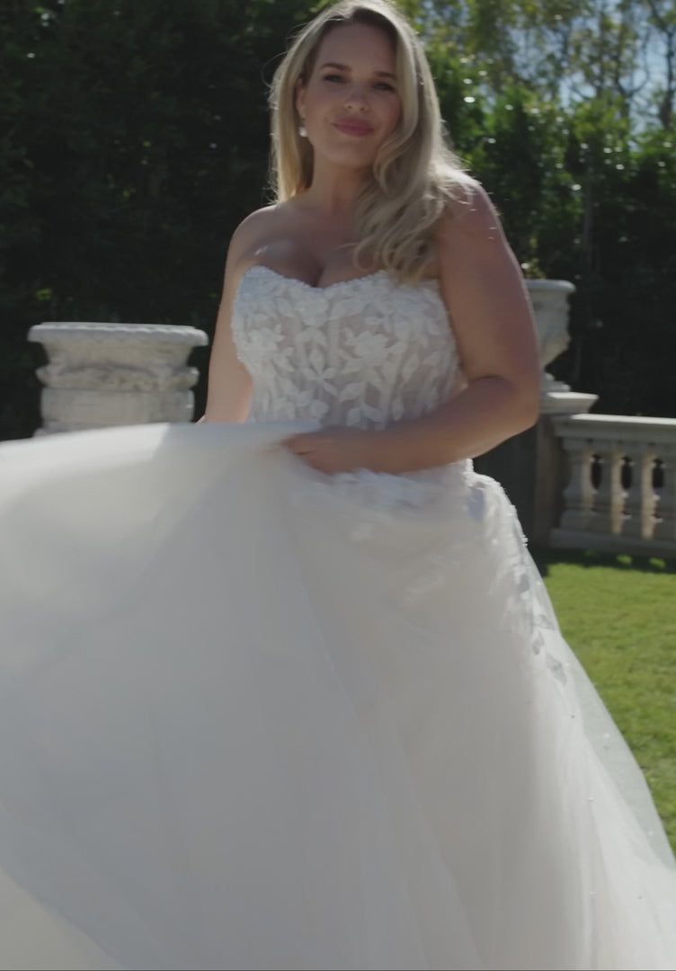 Thora Wedding Dress