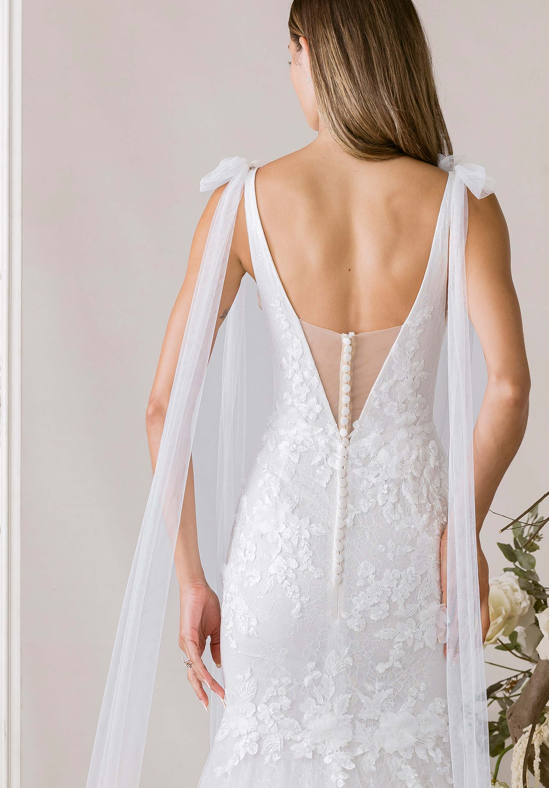 1010000 Amore Gowns product_img_1010000_gallery_img_3_82cedb8b-f91e-4760-b605-5df80e245430