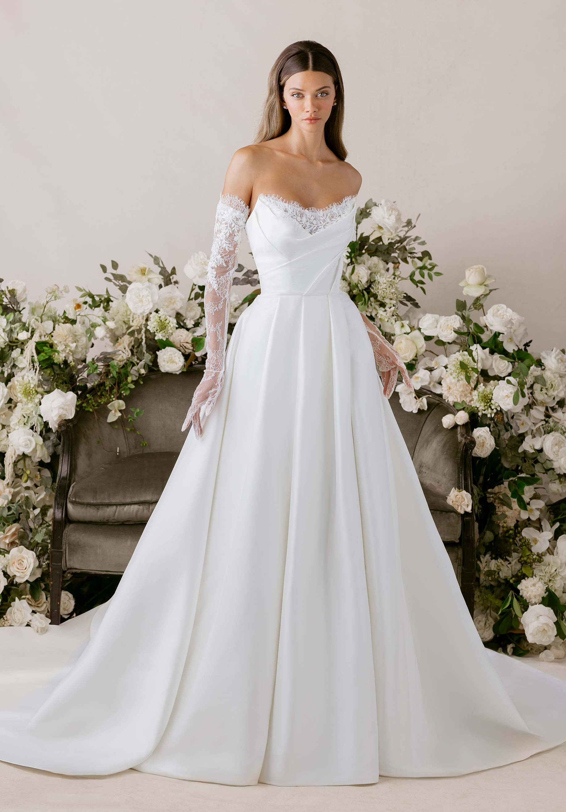 1010001 Amore Gowns product_img_1010001_feature_img_3974ee4a-0ec2-4060-aca5-35bbeca7a7ab