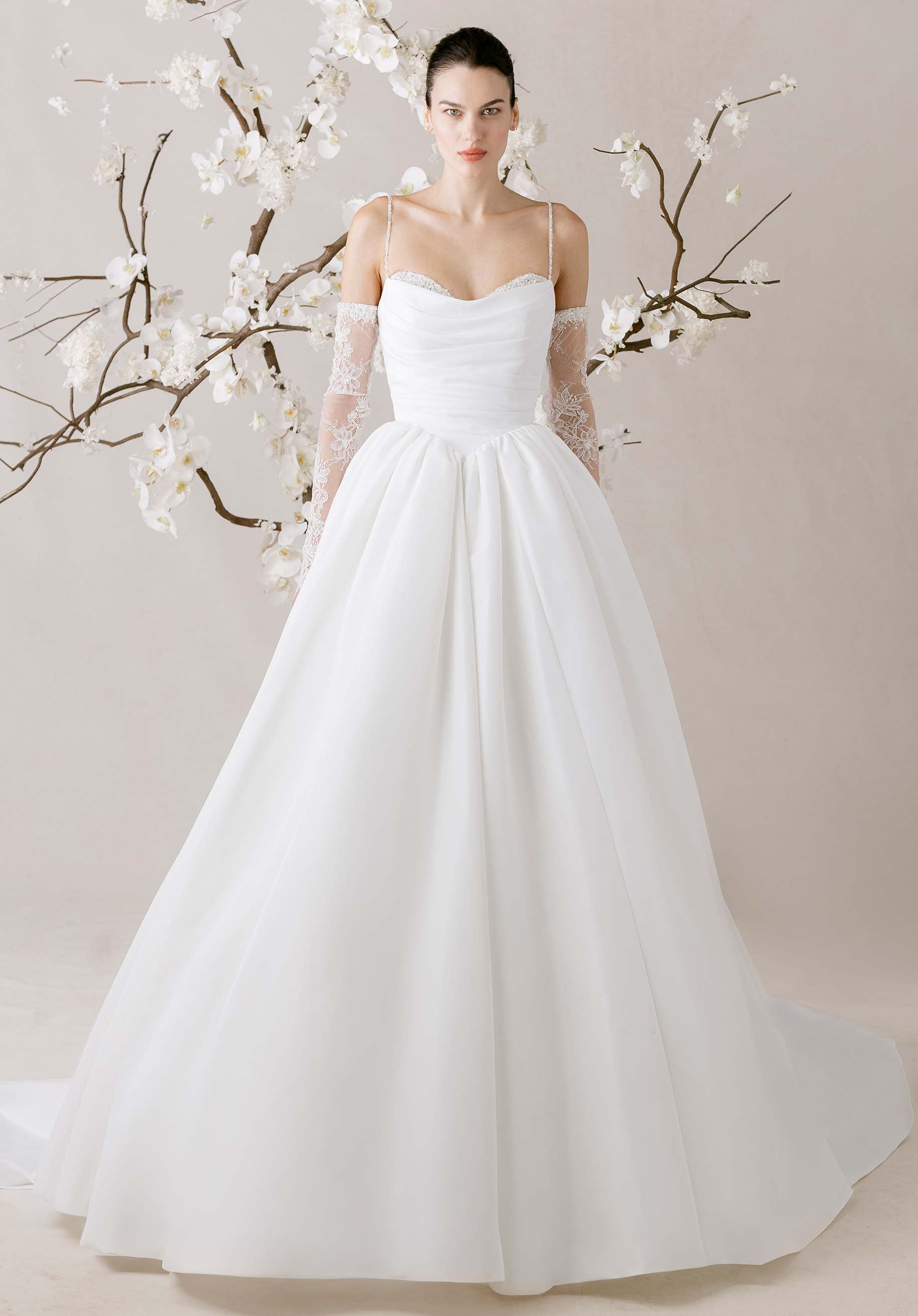 1010003 Amore Gowns product_img_1010003_feature_img_743567f2-c17b-4c77-a842-7b1d0c146ad2