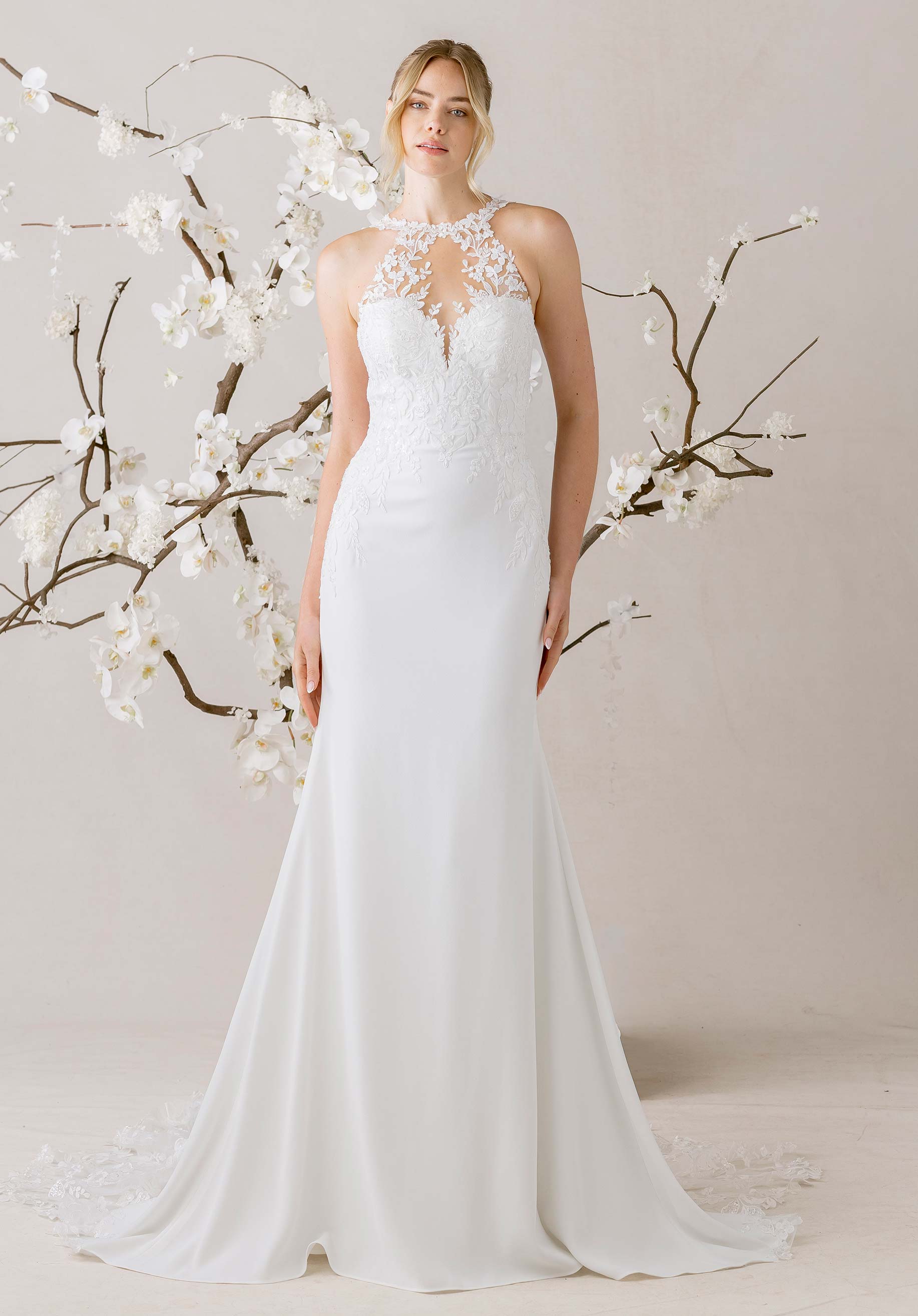 1010013 Amore Gowns product_img_1010013_feature_img_c32ded96-c2a9-42fe-9fc6-ae5efc3d25dd