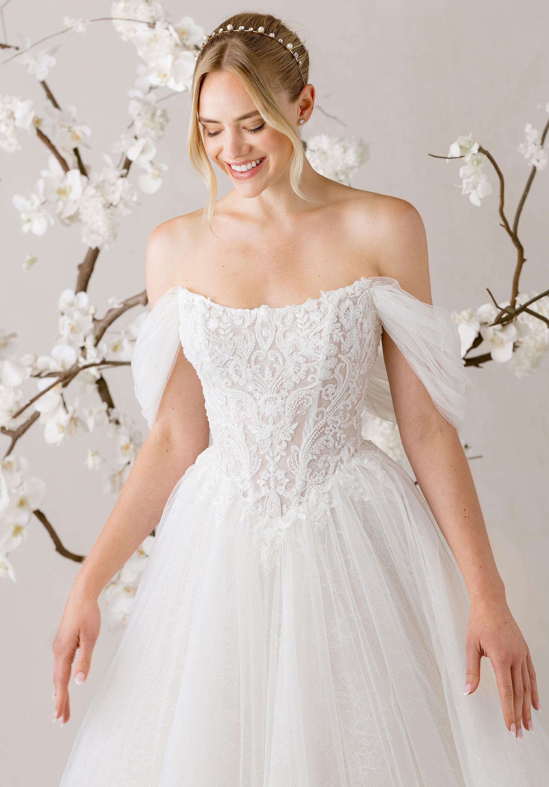 1010033 Amore Gowns product_img_1010033_gallery_img_5