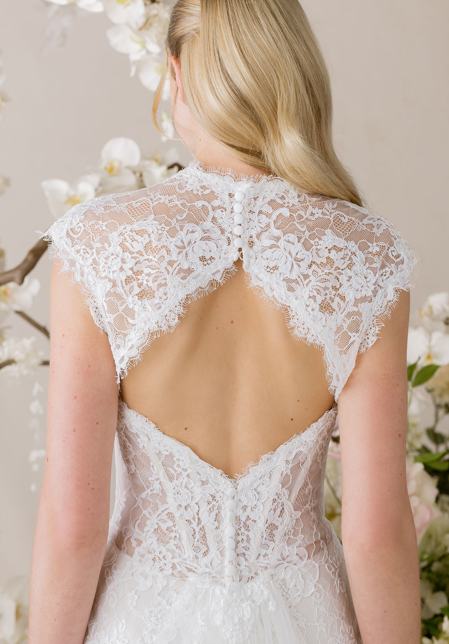 1010038 Amore Gowns product_img_1010038_gallery_img_4