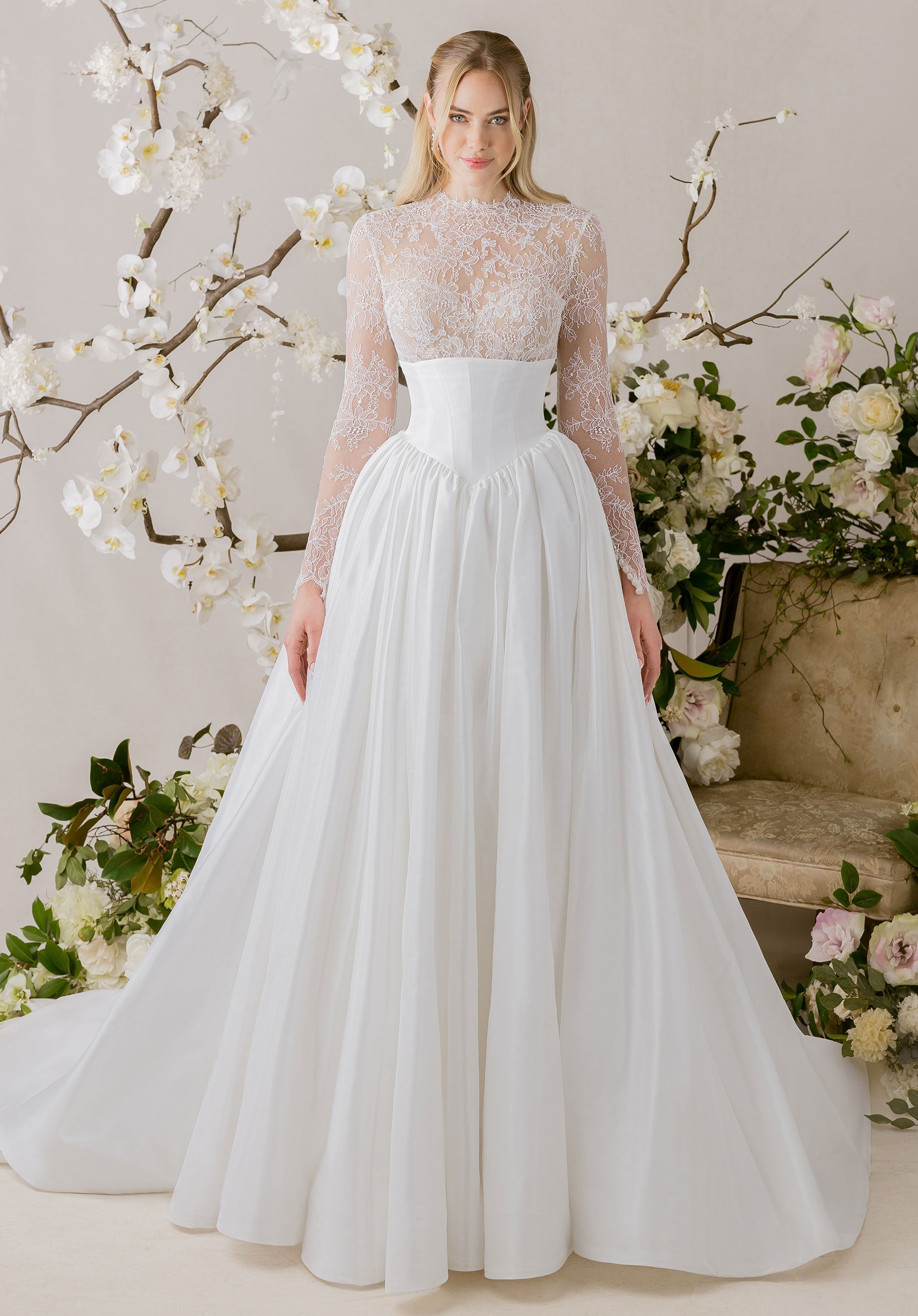 1010043 Amore Gowns product_img_1010043_gallery_img_5