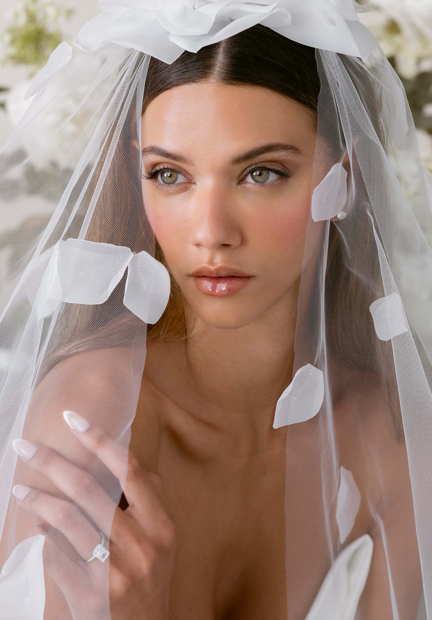1010054 Amore Gowns product_img_1010054_gallery_img_3_c7990ce3-5656-4496-807a-4110656defc4