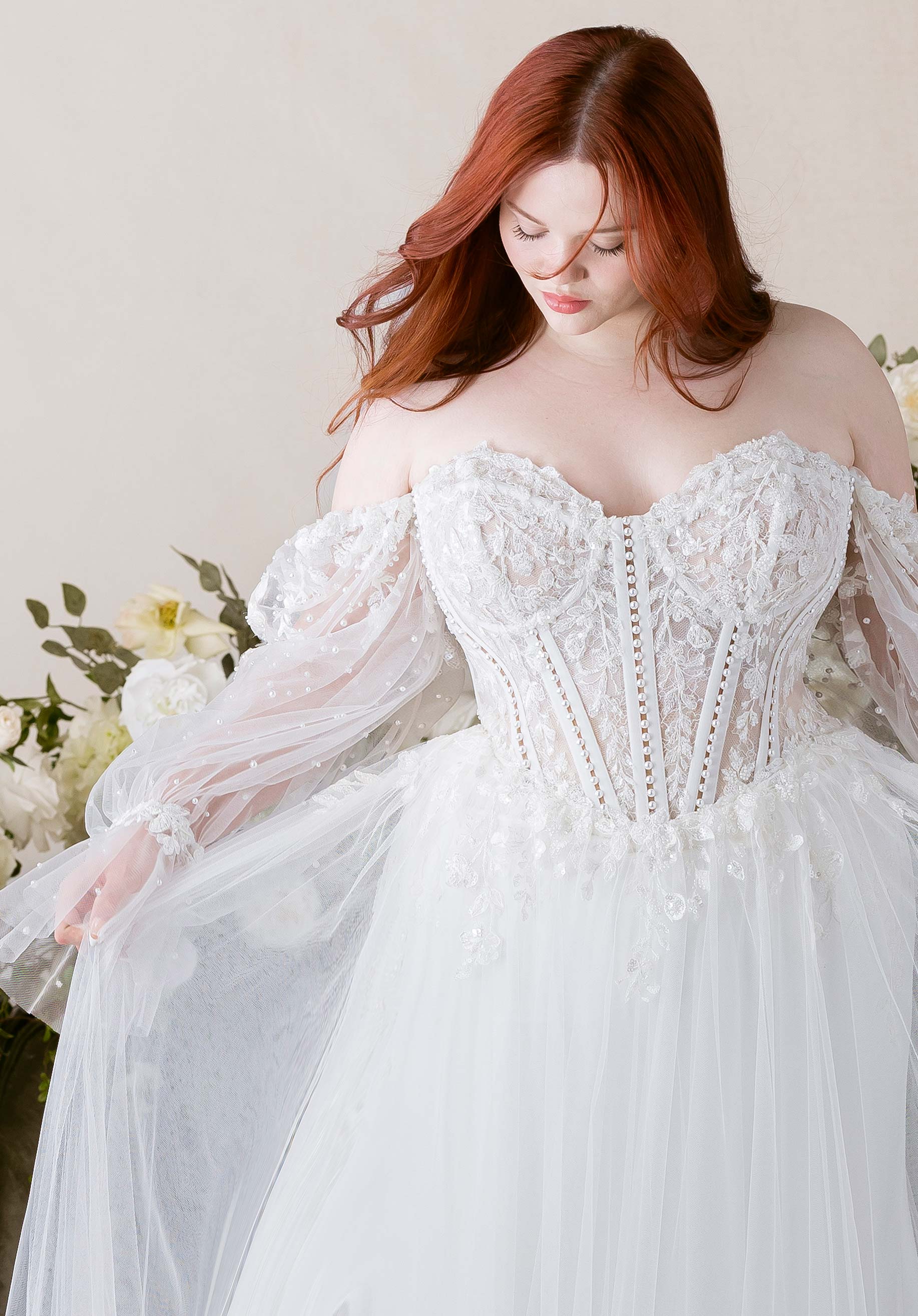 1020000 Amore Gowns product_img_1020000_gallery_img_1_d880b480-b513-4812-9483-04ea4d318274