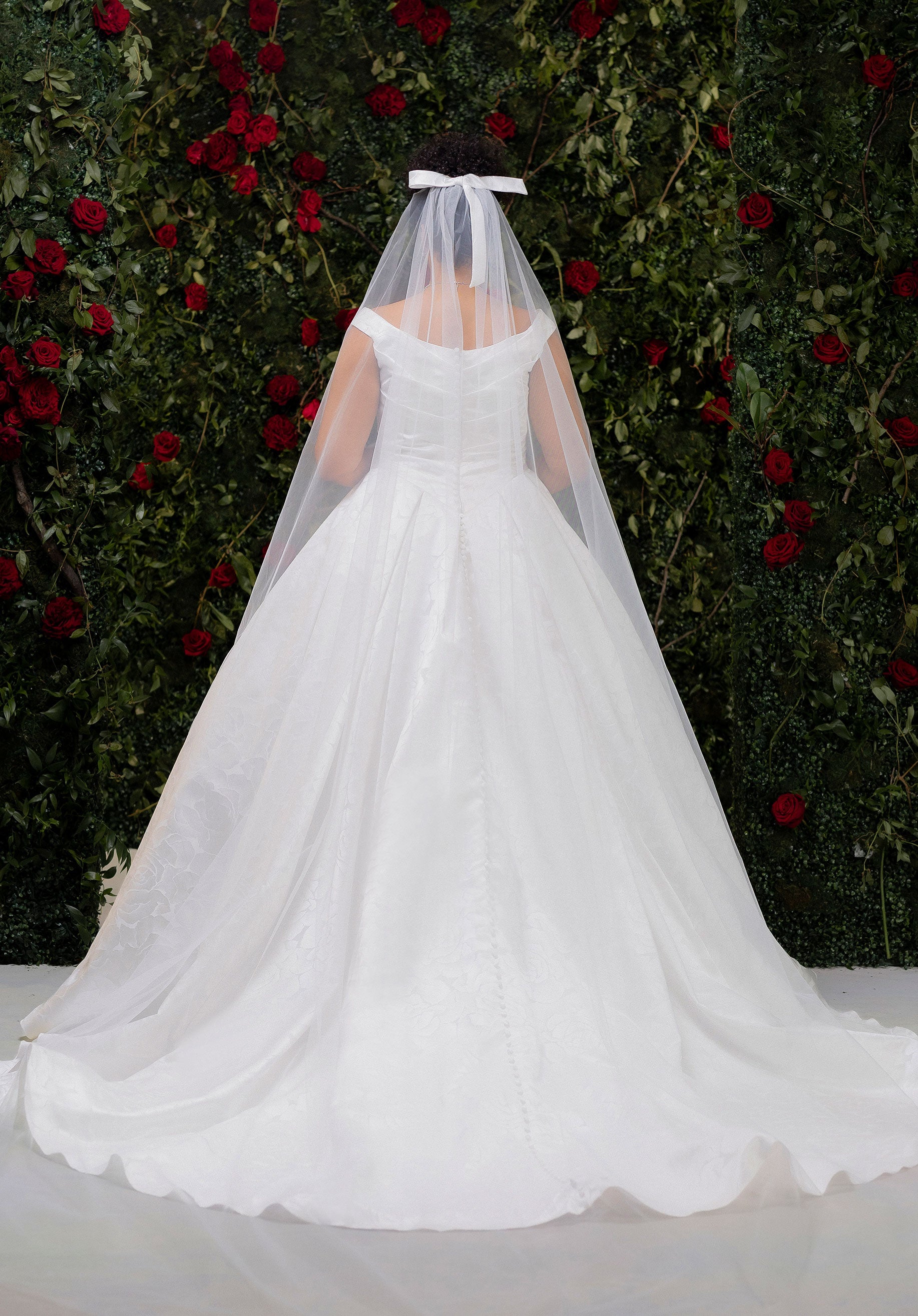 Thane Wedding Dress Amore Gowns product_img_1020015_gallery_img_5