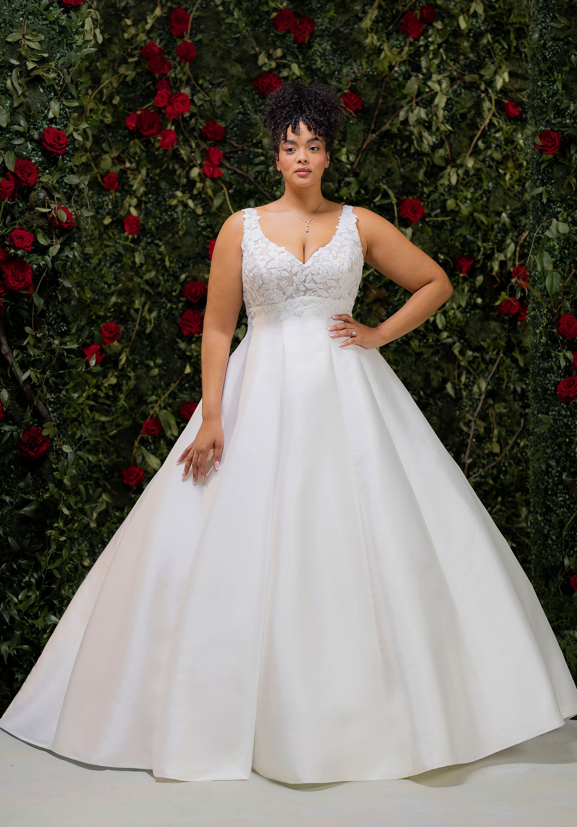 Tiziana Wedding Dress Amore Gowns product_img_1020016_feature_img