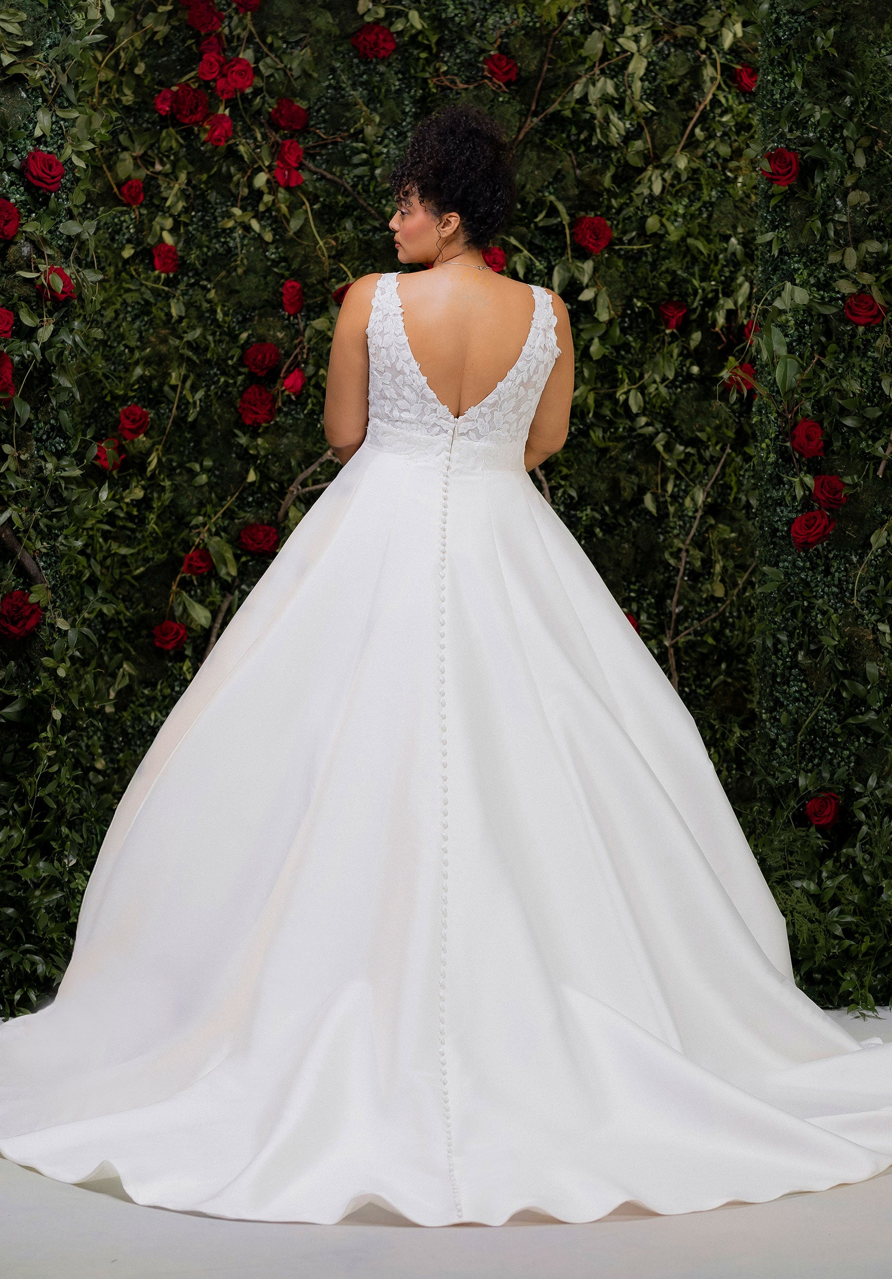 Tiziana Wedding Dress Amore Gowns product_img_1020016_gallery_img_2