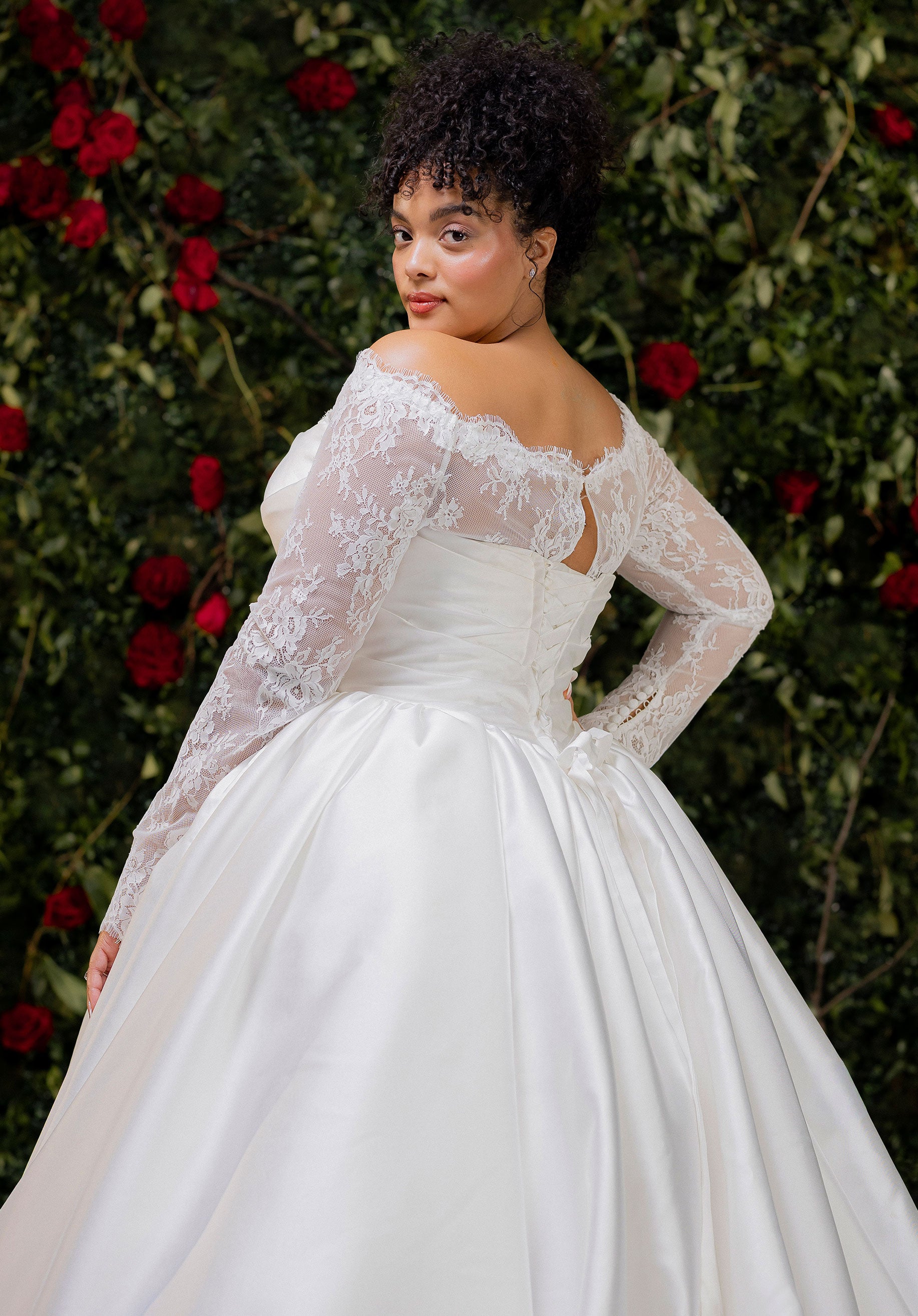 Tindra Wedding Dress Amore Gowns product_img_1020017_gallery_img_4
