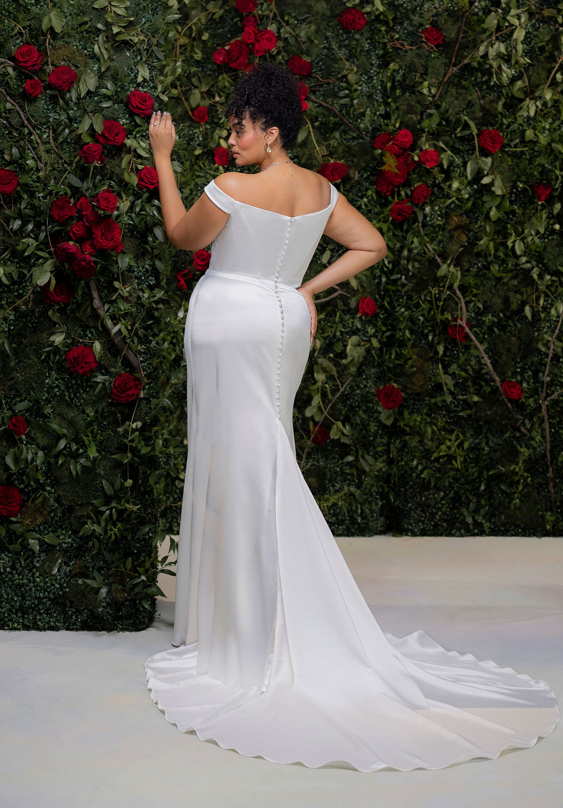 Tovessa Wedding Dress Amore Gowns product_img_1020021_gallery_img_2