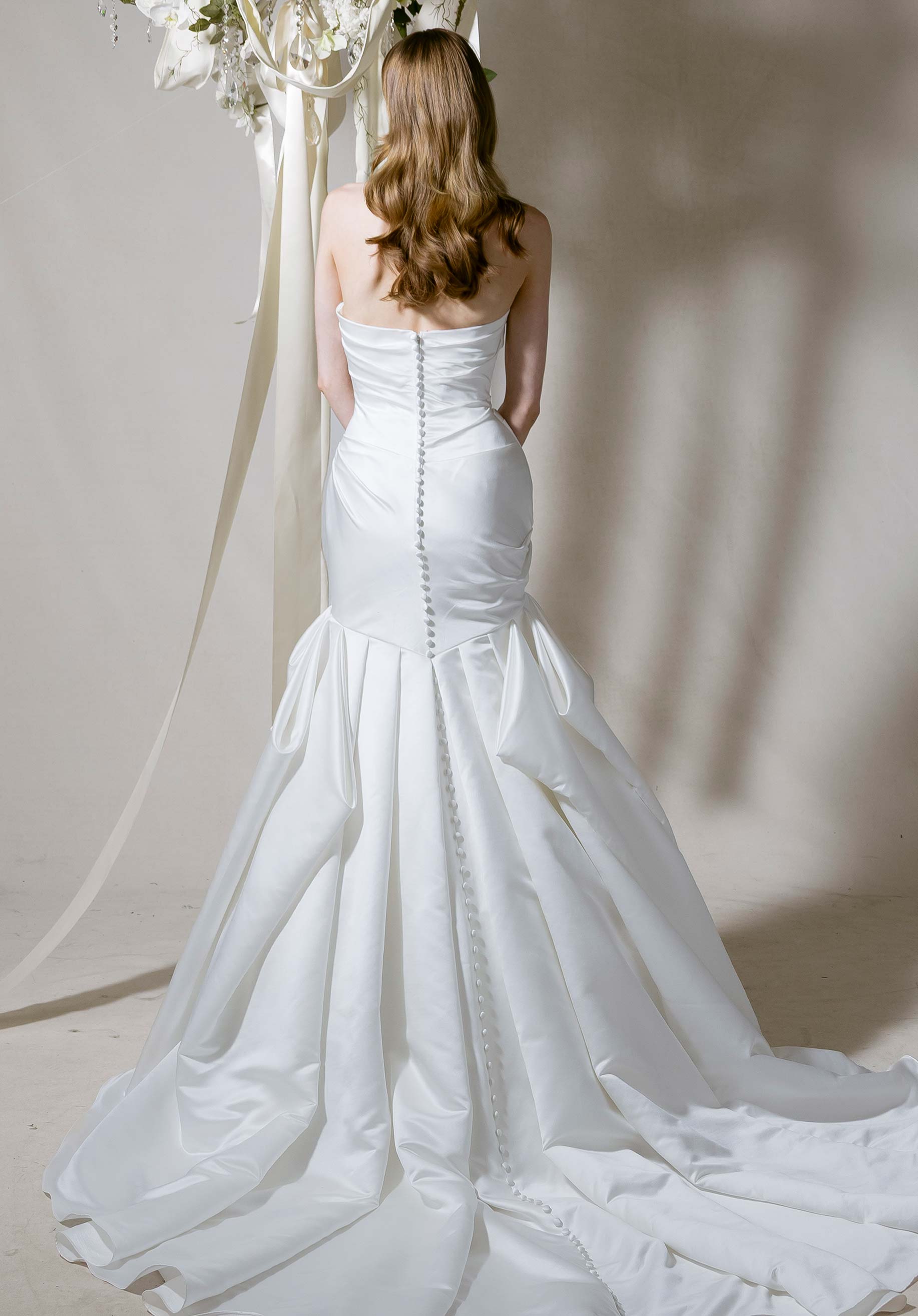 1025004 Amore Gowns product_img_1025004_gallery_img_2_00a5a22f-fc21-47f0-9977-5442ae413f79