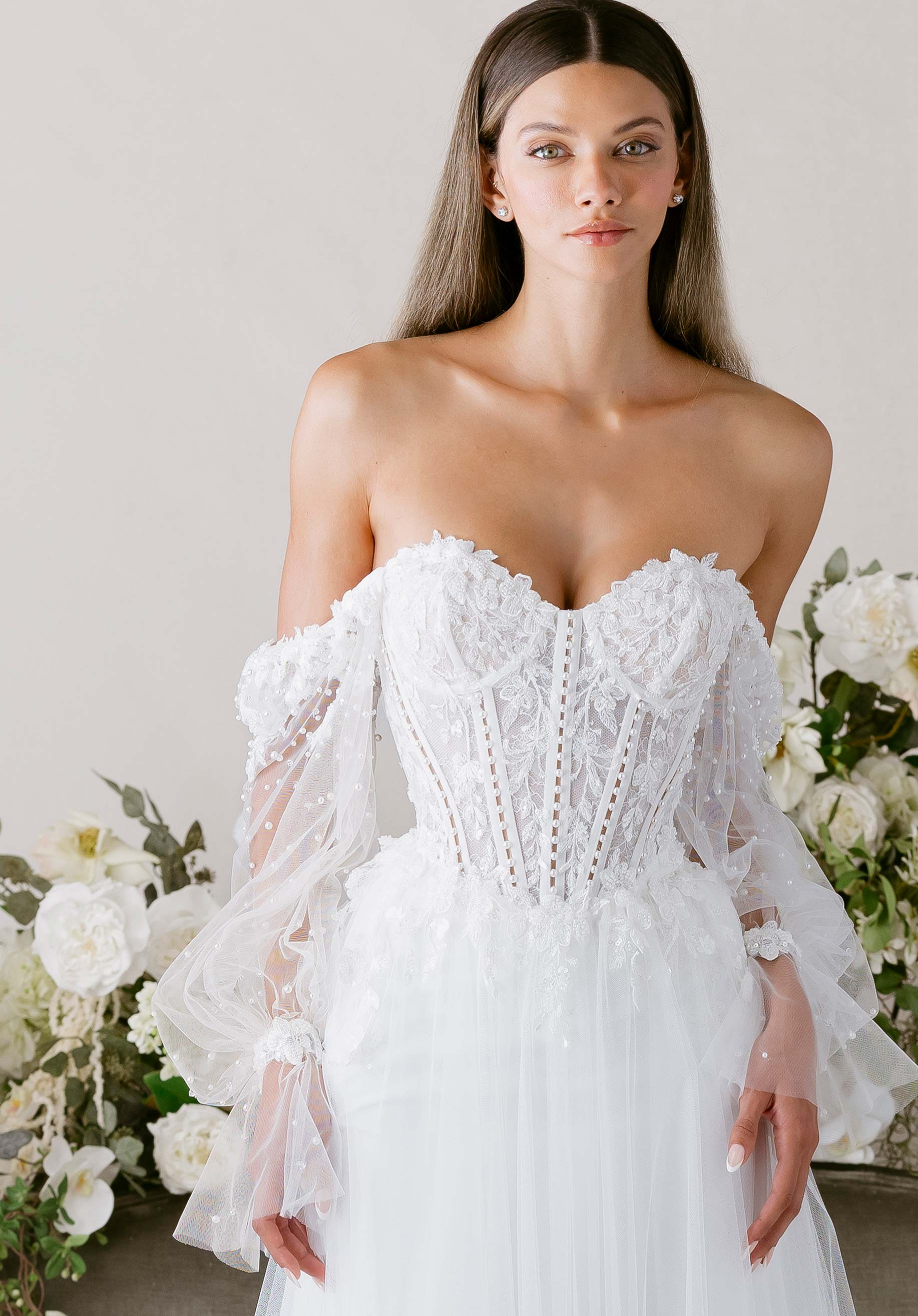 1050000 Amore Gowns product_img_1050000_gallery_img_1