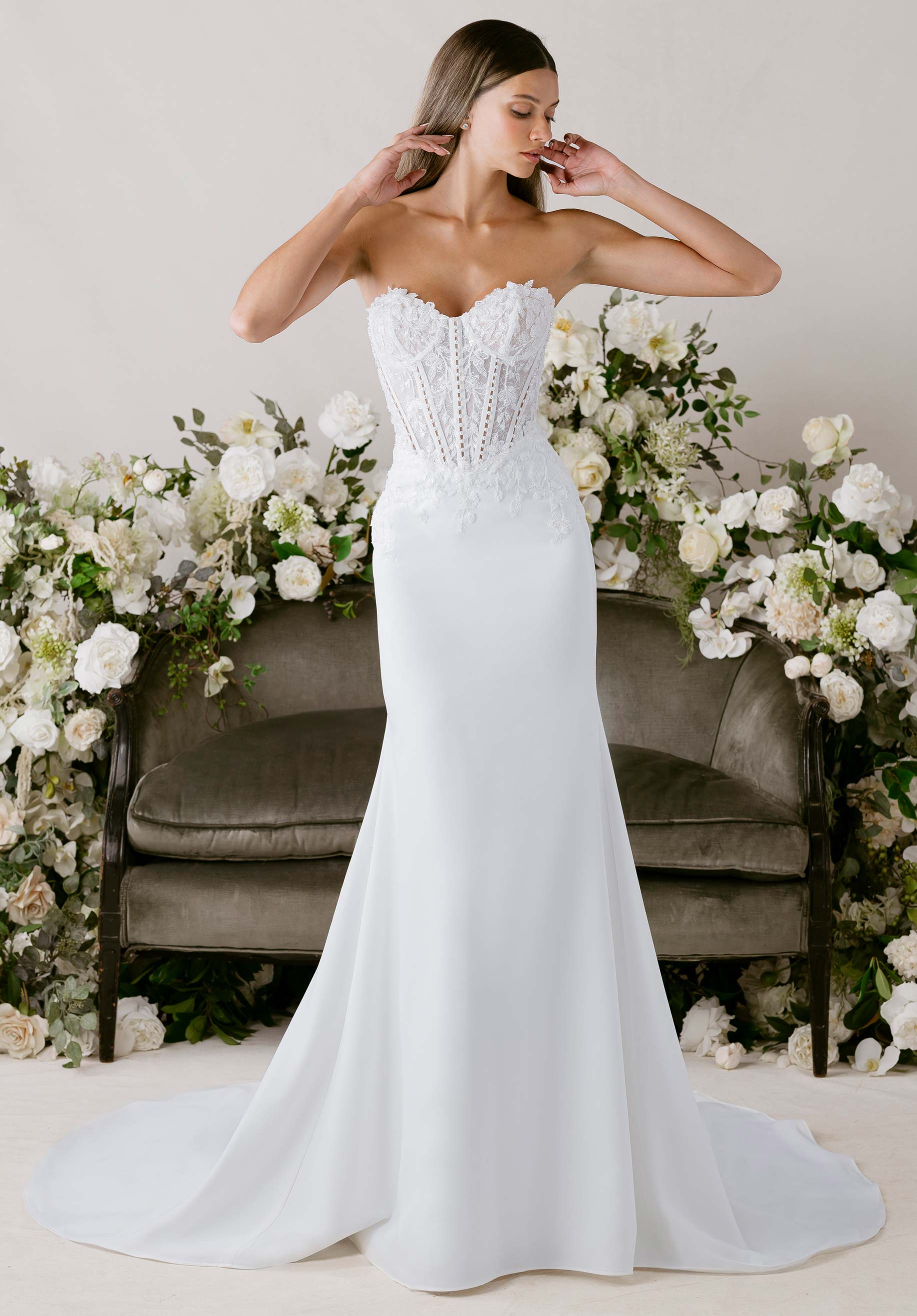 1050000 Amore Gowns product_img_1050000_gallery_img_2