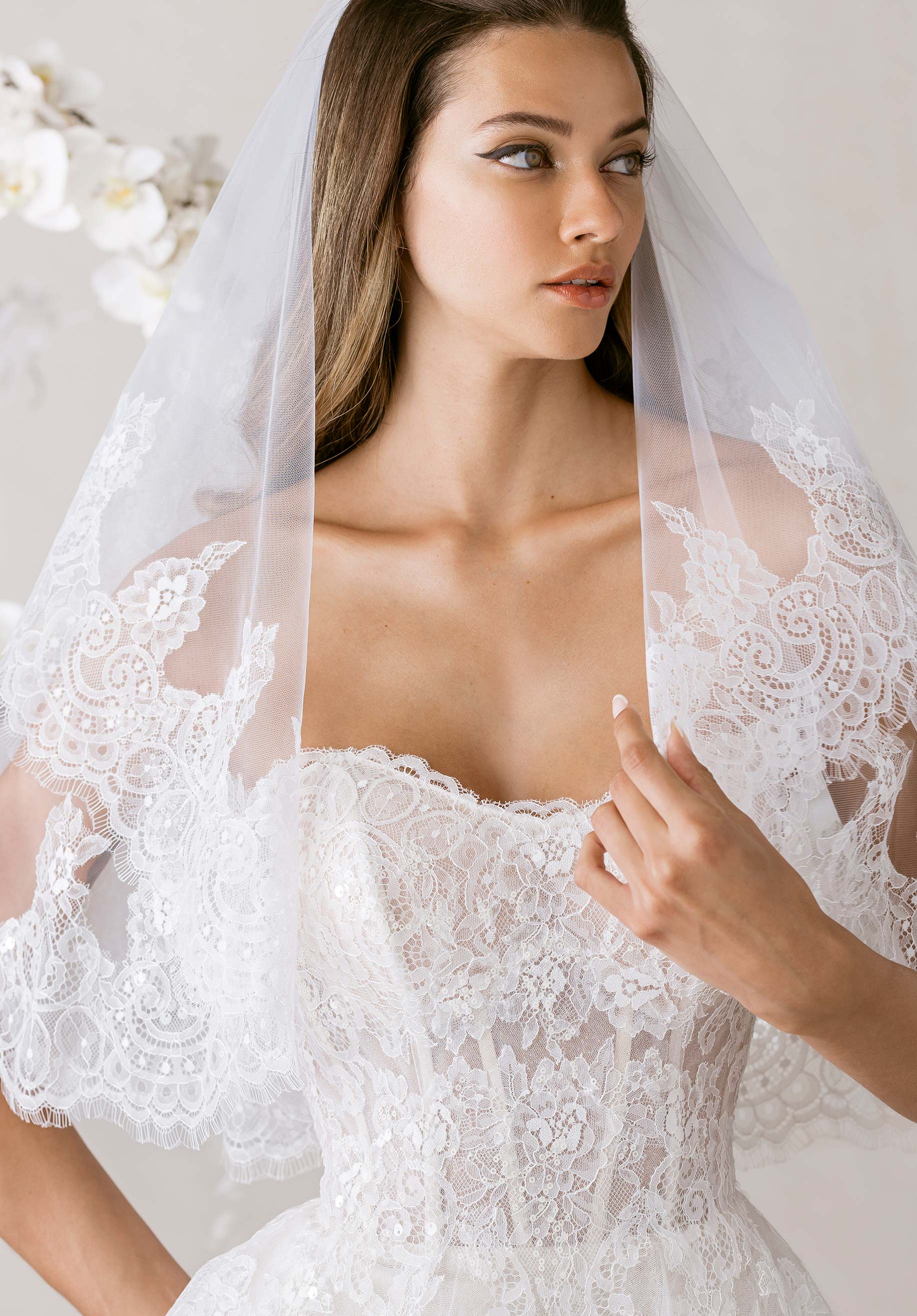 1050002 Amore Gowns product_img_1050002_gallery_img_1_50d2c217-29f2-4865-8ac9-df8f357234c6